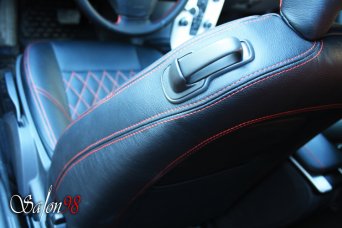 Перетяжка передних сидений Volvo C30. Salon98.ru