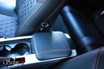 Перетяжка подлокотника Volvo. Salon98.ru